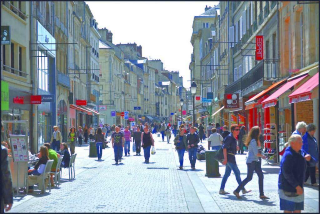 Le Saint Pierre, Atypique Au Coeur Du Centre Ville Appartamento Caen Esterno foto